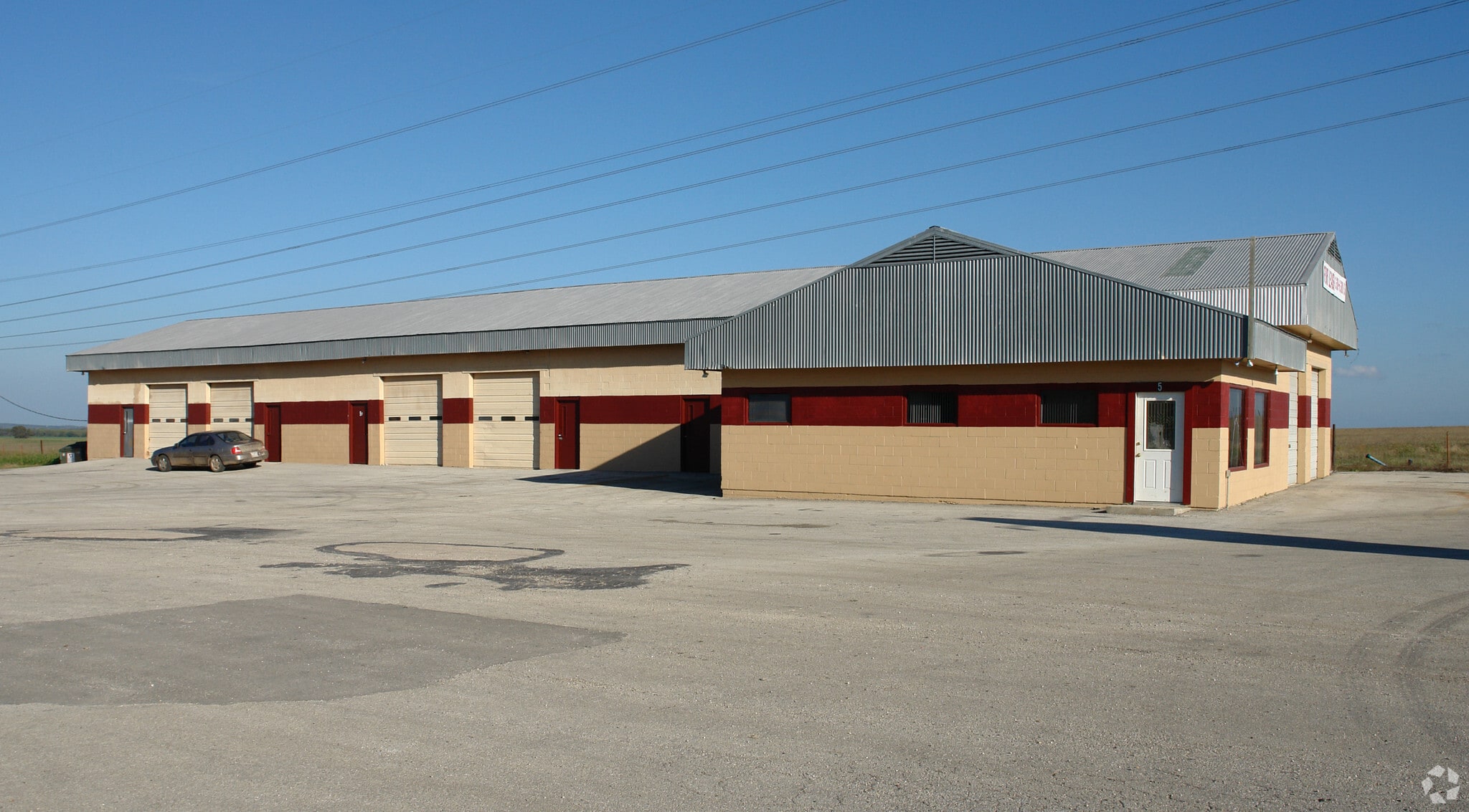 2892 State Highway 71, Cedar Creek, TX for lease Primary Photo- Image 1 of 4