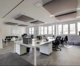 Coworking Space in Paris for lease Interior Photo- Image 2 of 3