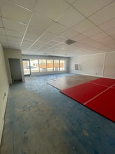 5805-5809 Merriam Dr, Merriam, KS for lease Interior Photo- Image 2 of 3