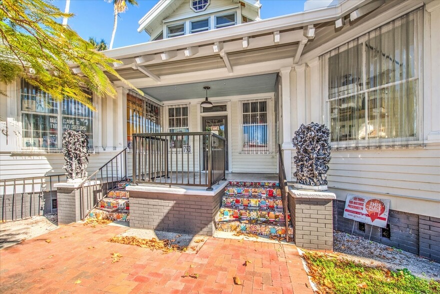 1793 Fowler St, Fort Myers, FL à louer - Photo du bâtiment - Image 2 de 3