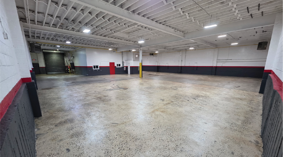 330 Coster St, Bronx, NY for lease - Building Photo - Image 3 of 3