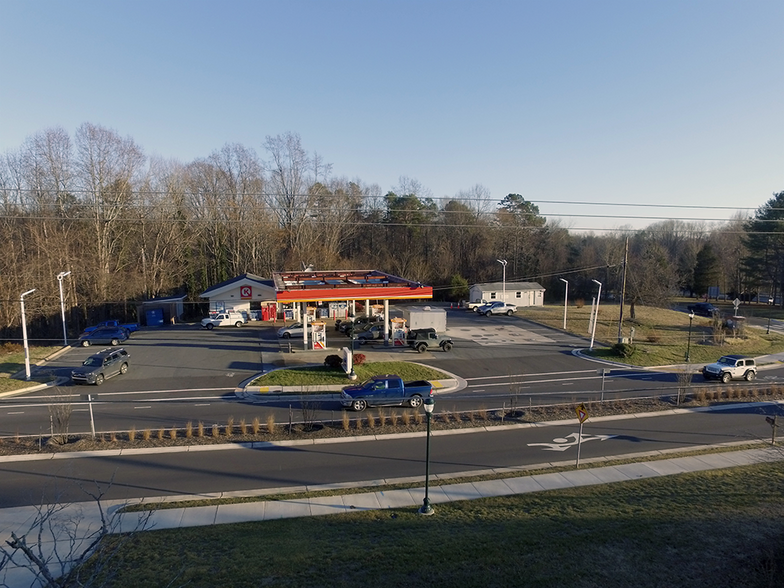 480 Williams Rd, Lewisville, NC for sale - Building Photo - Image 2 of 13