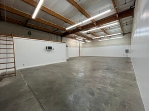 6100 Enterprise Dr, Diamond Springs, CA à louer Photo intérieure- Image 2 de 4