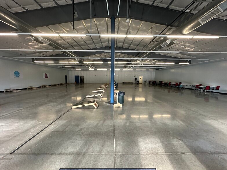 379 Wilton Rd, Farmington, ME for sale - Building Photo - Image 2 of 5