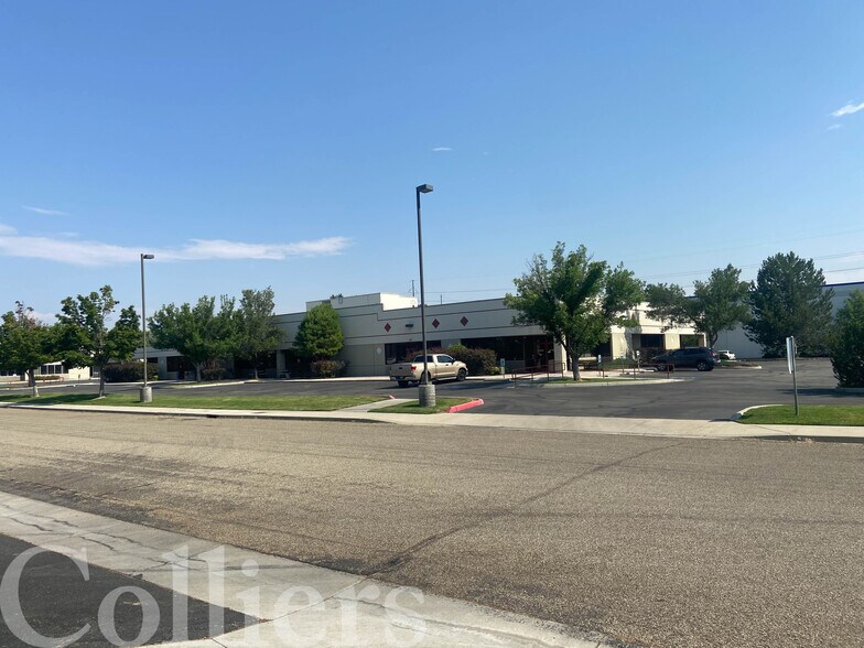 9415 W Golden Trout St, Boise, ID à louer - Photo du bâtiment - Image 1 de 1