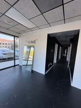 6740 Shannon Pky, Union City, GA for lease Interior Photo- Image 2 of 8