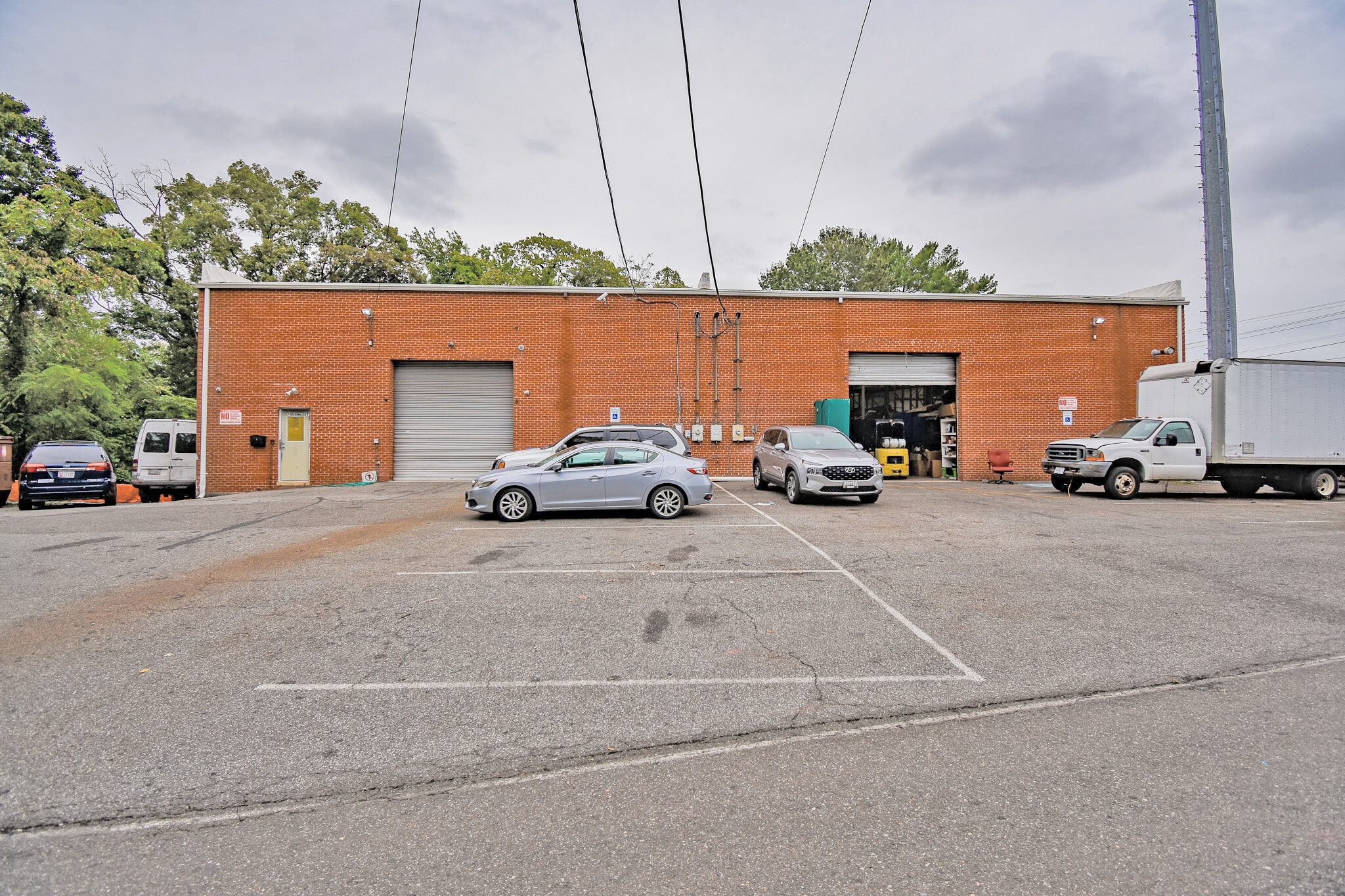 7402-7408 Maxey Dr, Fort Washington, MD for lease Primary Photo- Image 1 of 8