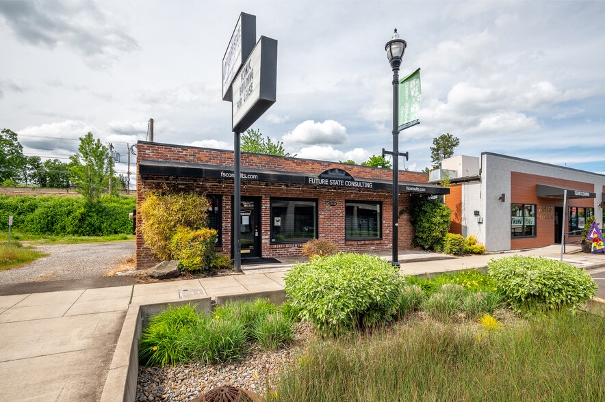 12525 SW Main St, Tigard, OR for lease - Building Photo - Image 3 of 17