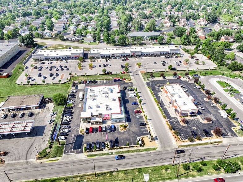 2860 Richmond Rd, Lexington, KY for lease - Building Photo - Image 2 of 10