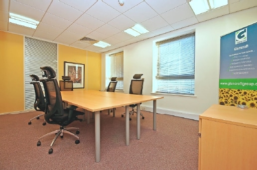 Vale Rd, Stockport for lease - Building Photo - Image 2 of 4