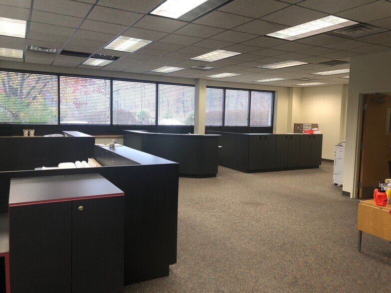 14 Morris Ave, Mountain Lakes, NJ à vendre - Photo intérieure - Image 2 de 17