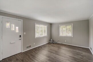 Plus de détails pour 872 Bellevue St SE, Washington, DC - Multi-résidentiel à vendre