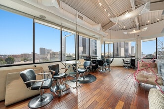 9975 Santa Monica Blvd, Beverly Hills, CA for lease Interior Photo- Image 2 of 5