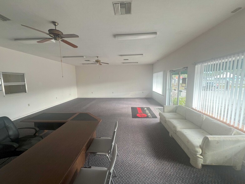 4855 S Suncoast Blvd, Homosassa, FL à vendre - Photo du bâtiment - Image 2 de 18