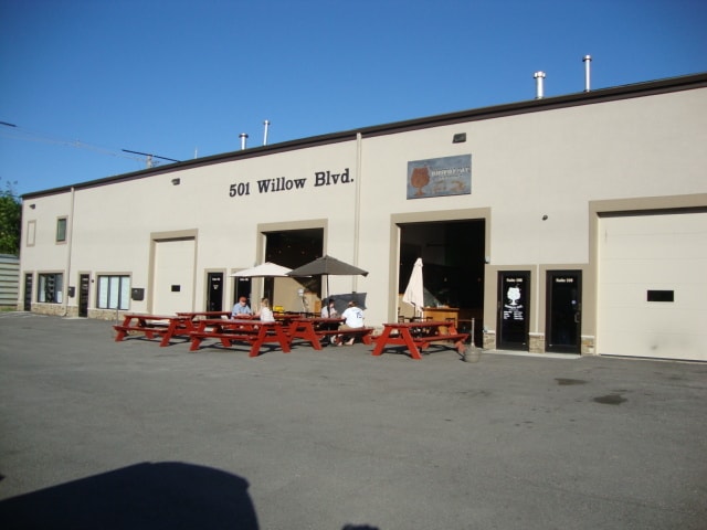 501 Willow Blvd, Willow Springs, IL à louer Photo du bâtiment- Image 1 de 11