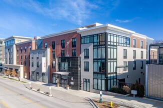 Plus de détails pour 900 New Hampshire St, Lawrence, KS - Commerce de détail à louer