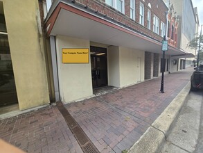 104-108 S Main St, Victoria, TX for lease Interior Photo- Image 1 of 9