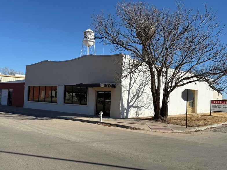 218 Main St, Idalou, TX for sale - Primary Photo - Image 1 of 24
