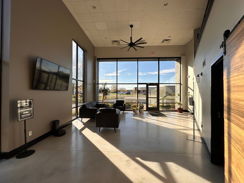 9114 Technology Ln, Fishers, IN for sale - Building Photo - Image 3 of 19