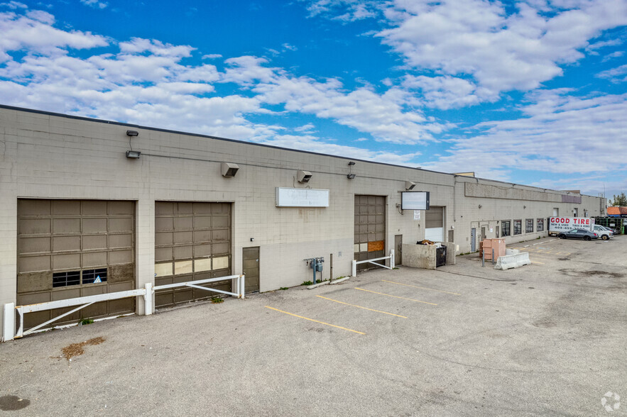 1830 52nd St SE, Calgary, AB for lease - Building Photo - Image 3 of 6