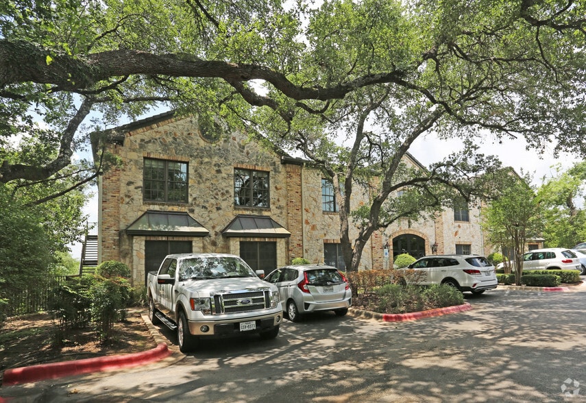 4407 Bee Caves Rd, West Lake Hills, TX for lease - Building Photo - Image 1 of 26