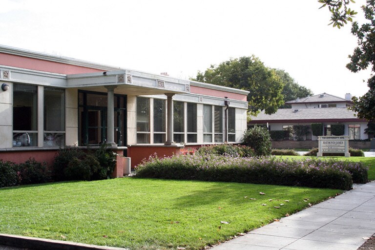 720 University Ave, Palo Alto, CA à louer Photo du bâtiment- Image 1 de 4