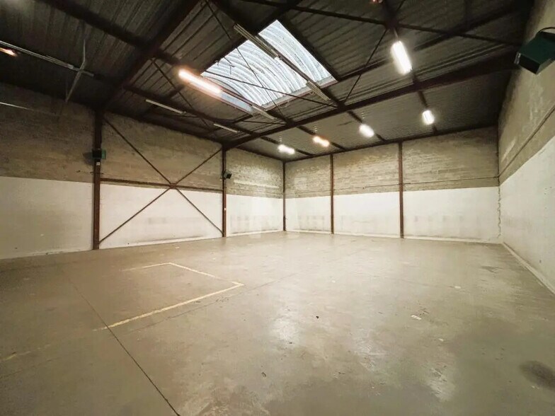 Flex dans Chilly-Mazarin à louer - Photo intérieure - Image 2 de 8