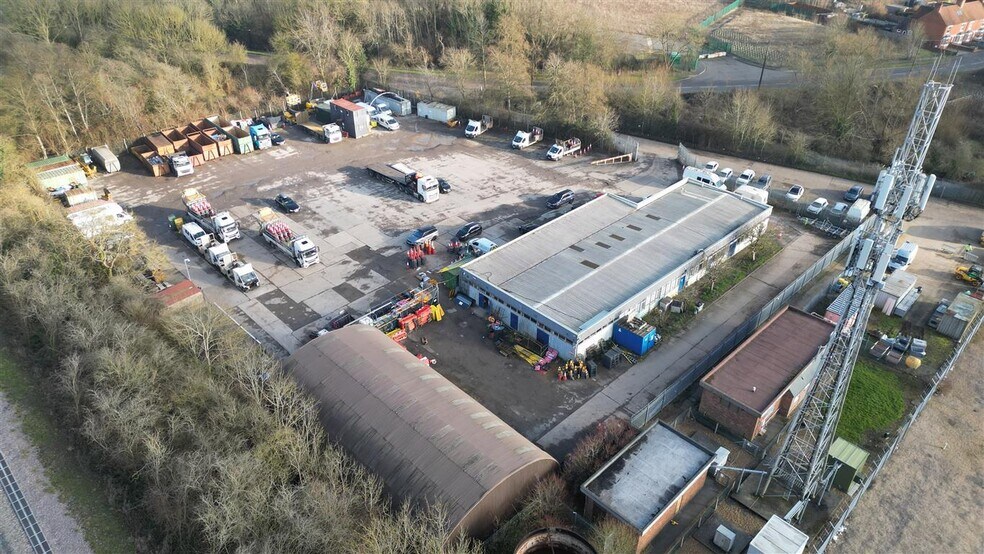 122 Bletchley Rd, Newton Longville à louer - Photo du bâtiment - Image 3 de 6