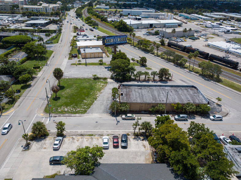 Local commercial dans Lake Worth, FL à vendre - Photo du bâtiment - Image 1 de 1