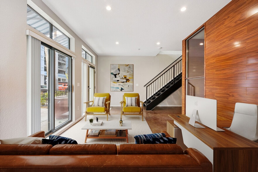 3195 Blake St, Denver, CO for lease - Interior Photo - Image 2 of 13