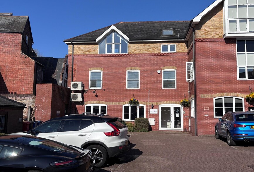 Staple Gdns, Winchester for lease - Building Photo - Image 2 of 2