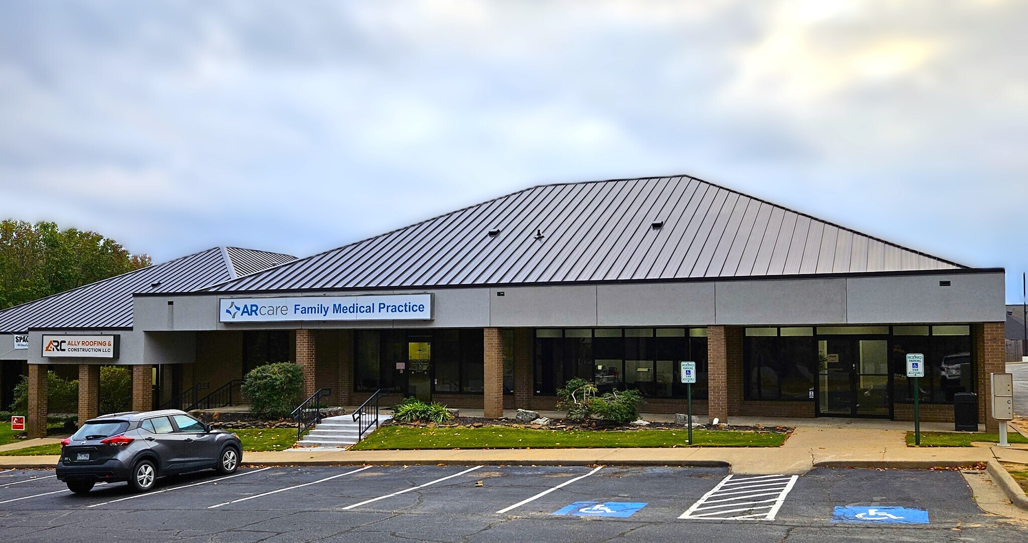 501 Millwood Cir, Maumelle, AR à louer Photo du bâtiment- Image 1 de 9