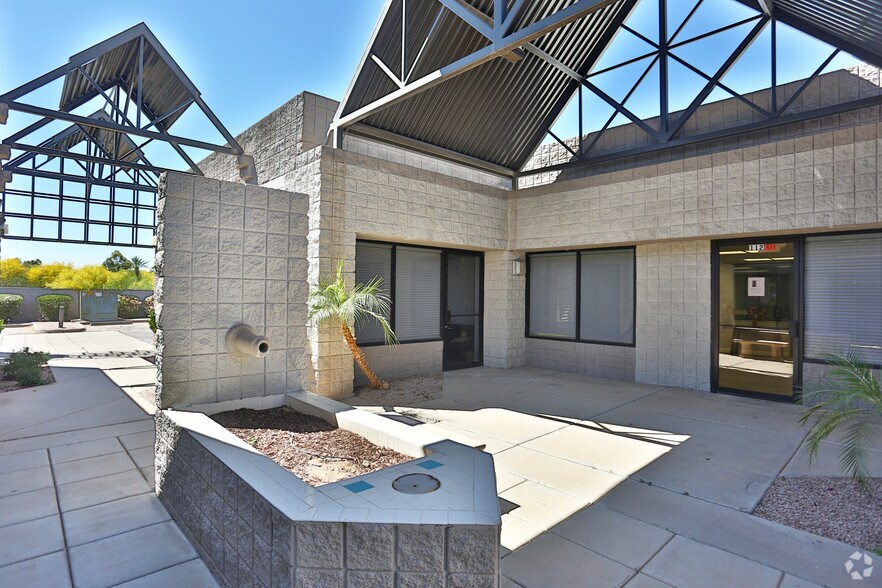 6344 E Broadway Rd, Mesa, AZ à louer - Photo du bâtiment - Image 3 de 91