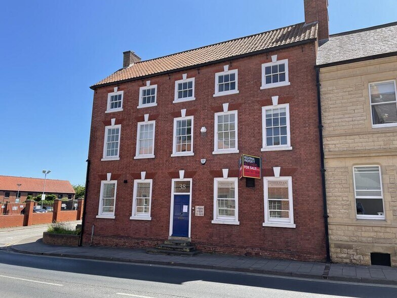 38 Potter St, Worksop à louer - Photo du bâtiment - Image 2 de 13