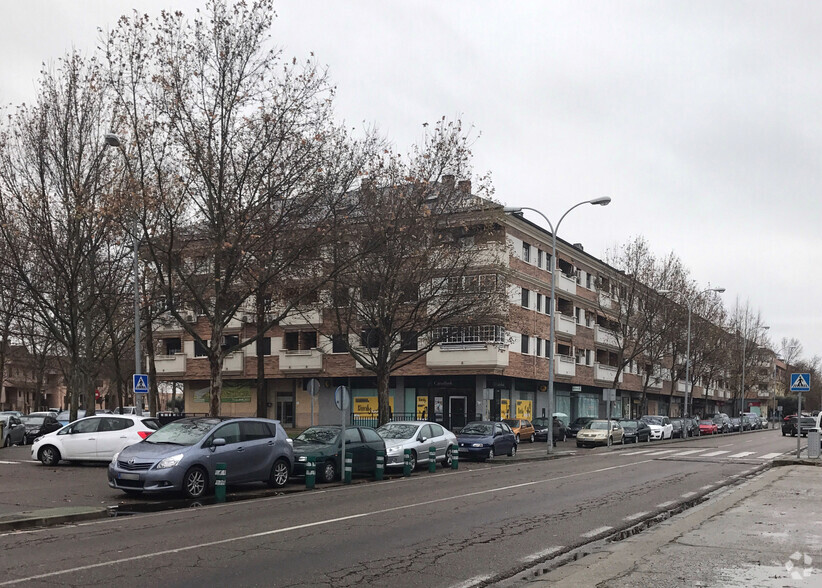 Calle Ciudad de Bron, 2, Talavera De La Reina, Toledo for sale - Primary Photo - Image 1 of 2