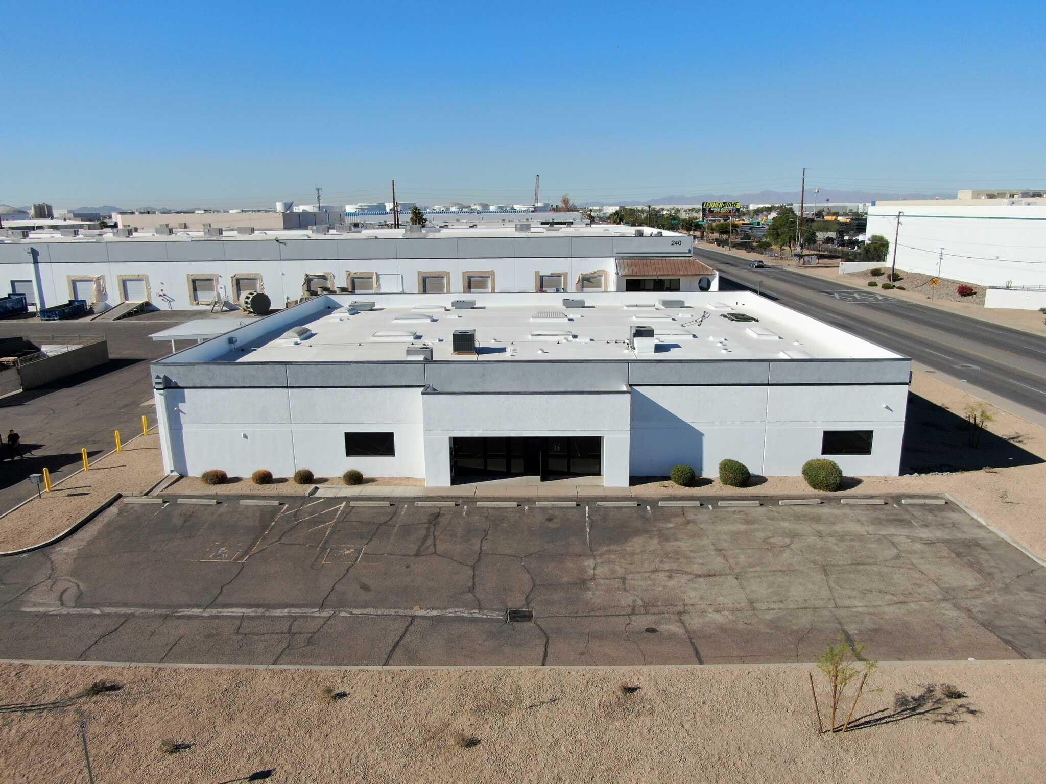 236 N 48th Ave, Phoenix, AZ for sale Building Photo- Image 1 of 8