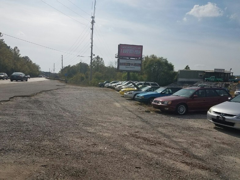 1526 Boy Scout Rd, Hixson, TN à vendre - Photo du bâtiment - Image 3 de 17