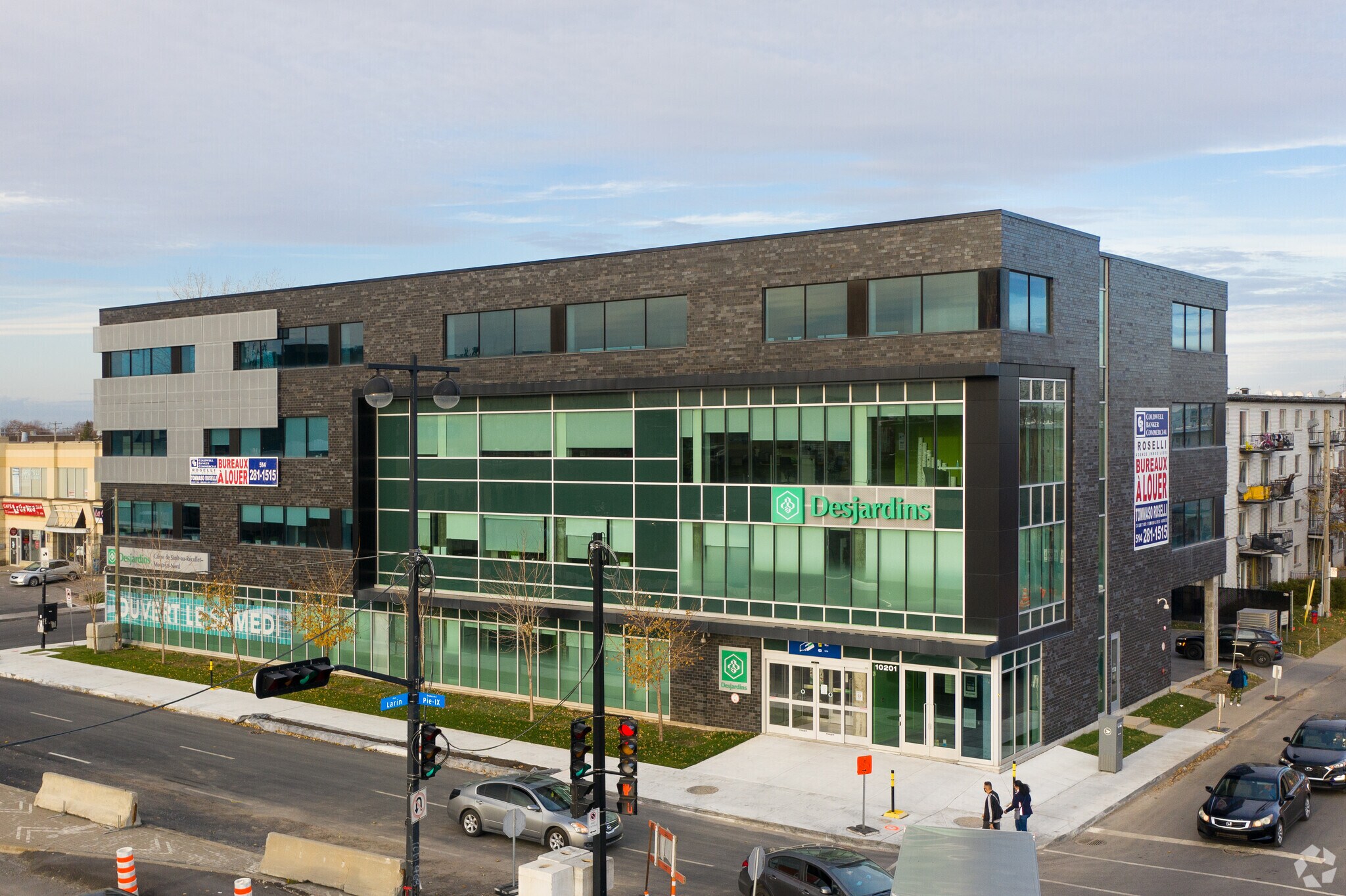 10205 Boul Pie-IX, Montréal, QC for lease Primary Photo- Image 1 of 16