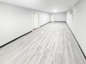 16261 Hollister St, Houston, TX for lease Interior Photo- Image 1 of 4