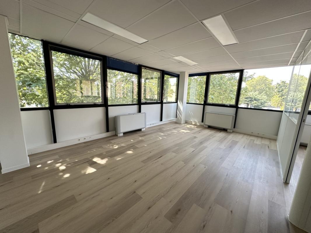 Bureau dans Labège à louer Photo intérieure- Image 1 de 6