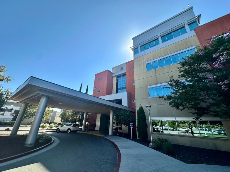 200 Jose Figueres Ave, San Jose, CA for sale - Building Photo - Image 1 of 8