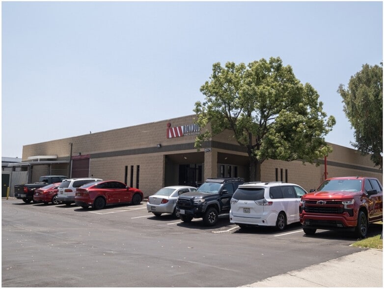 8975 Cottage Ave, Rancho Cucamonga, CA for sale - Building Photo - Image 2 of 6