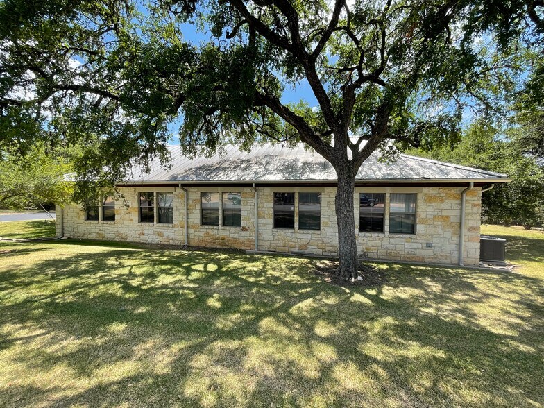 5901 Old Fredericksburg Rd, Austin, TX à vendre - Photo du bâtiment - Image 2 de 19