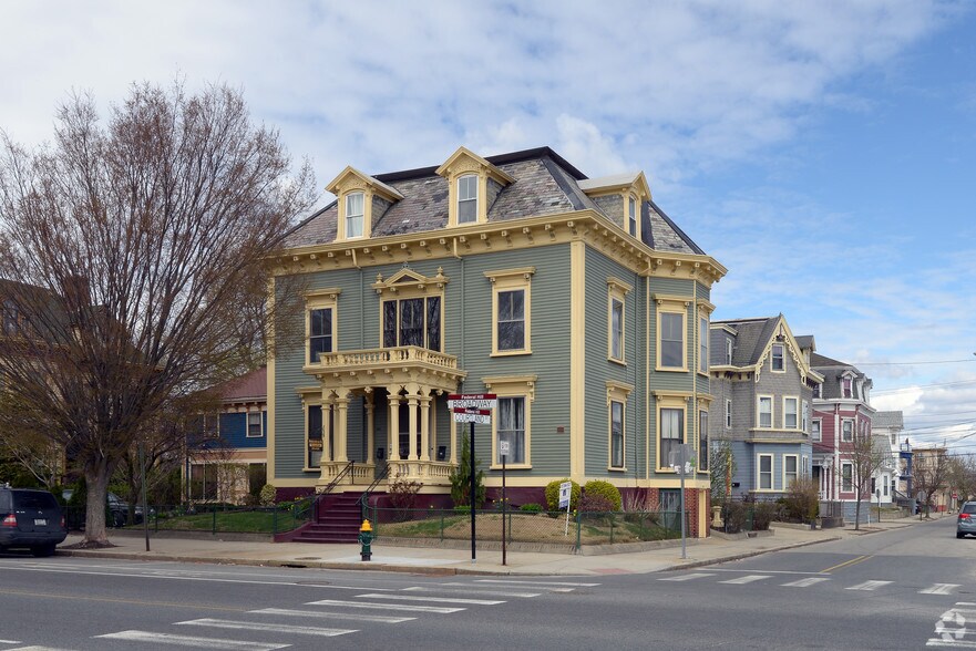 401 Broadway, Providence, RI à vendre - Photo principale - Image 1 de 38