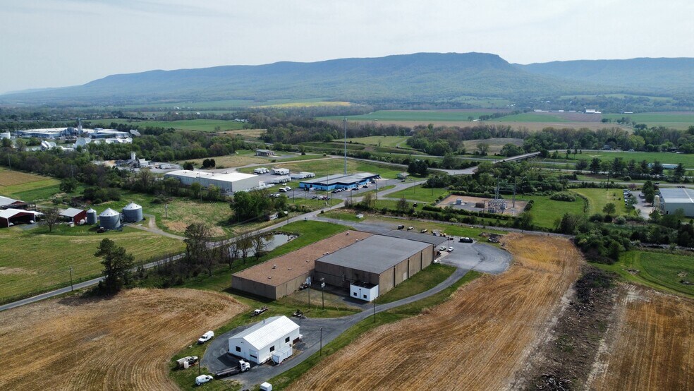1133 Wissler Rd, Mount Jackson, VA for lease - Building Photo - Image 2 of 12