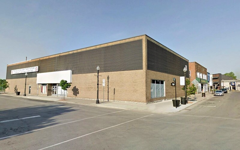 108 Bridge St, Dunnville, ON à vendre Photo principale- Image 1 de 1