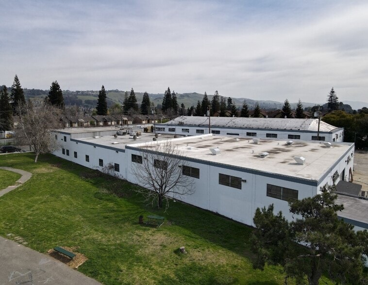 25377 Huntwood Ave, Hayward, CA for sale - Building Photo - Image 3 of 32