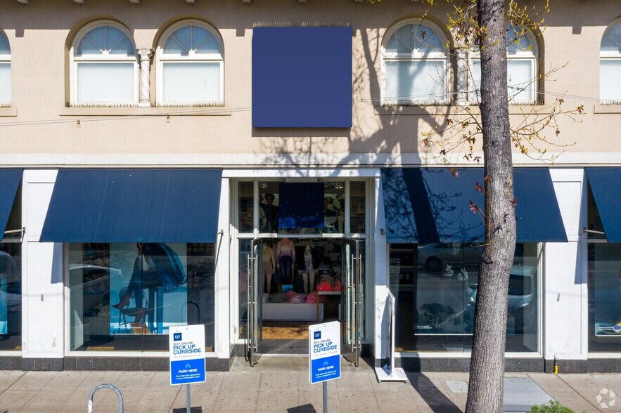 3277-3283 Lakeshore Ave, Oakland, CA à louer - Photo du bâtiment - Image 2 de 6