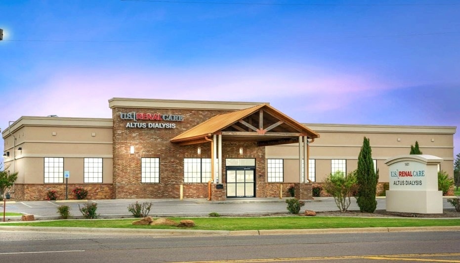 1401 E Broadway St, Altus, OK for sale - Building Photo - Image 1 of 3