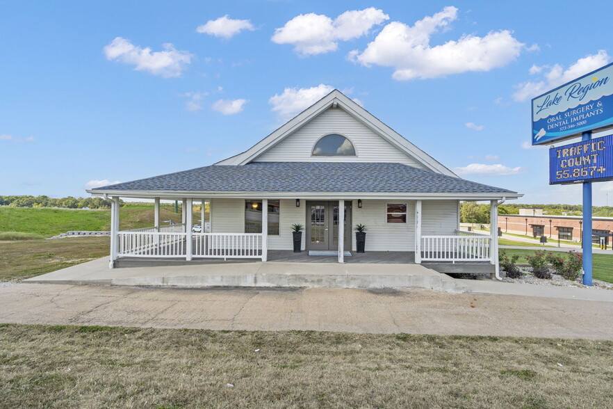 771 E HWY 54, Camdenton, MO à vendre - Photo du bâtiment - Image 3 de 45